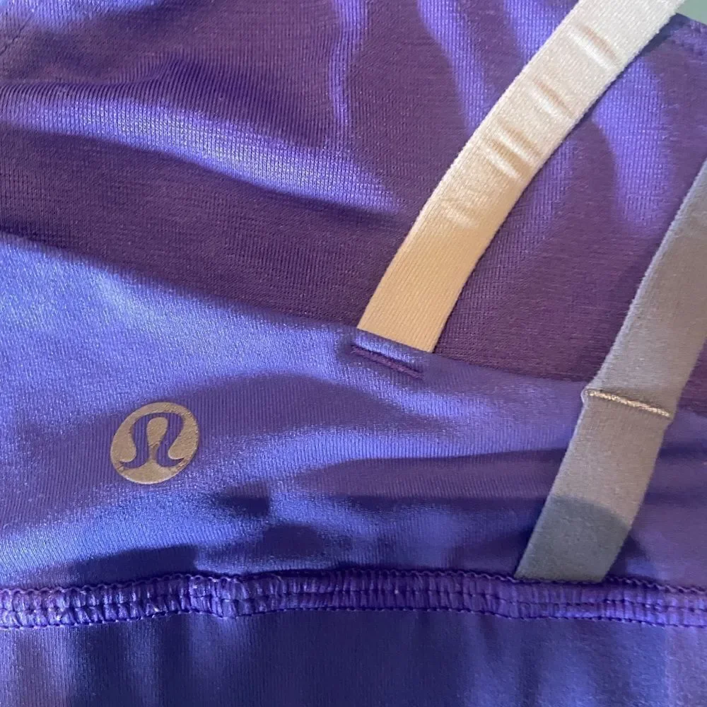 👋 lululemon sports bra | Graphic 